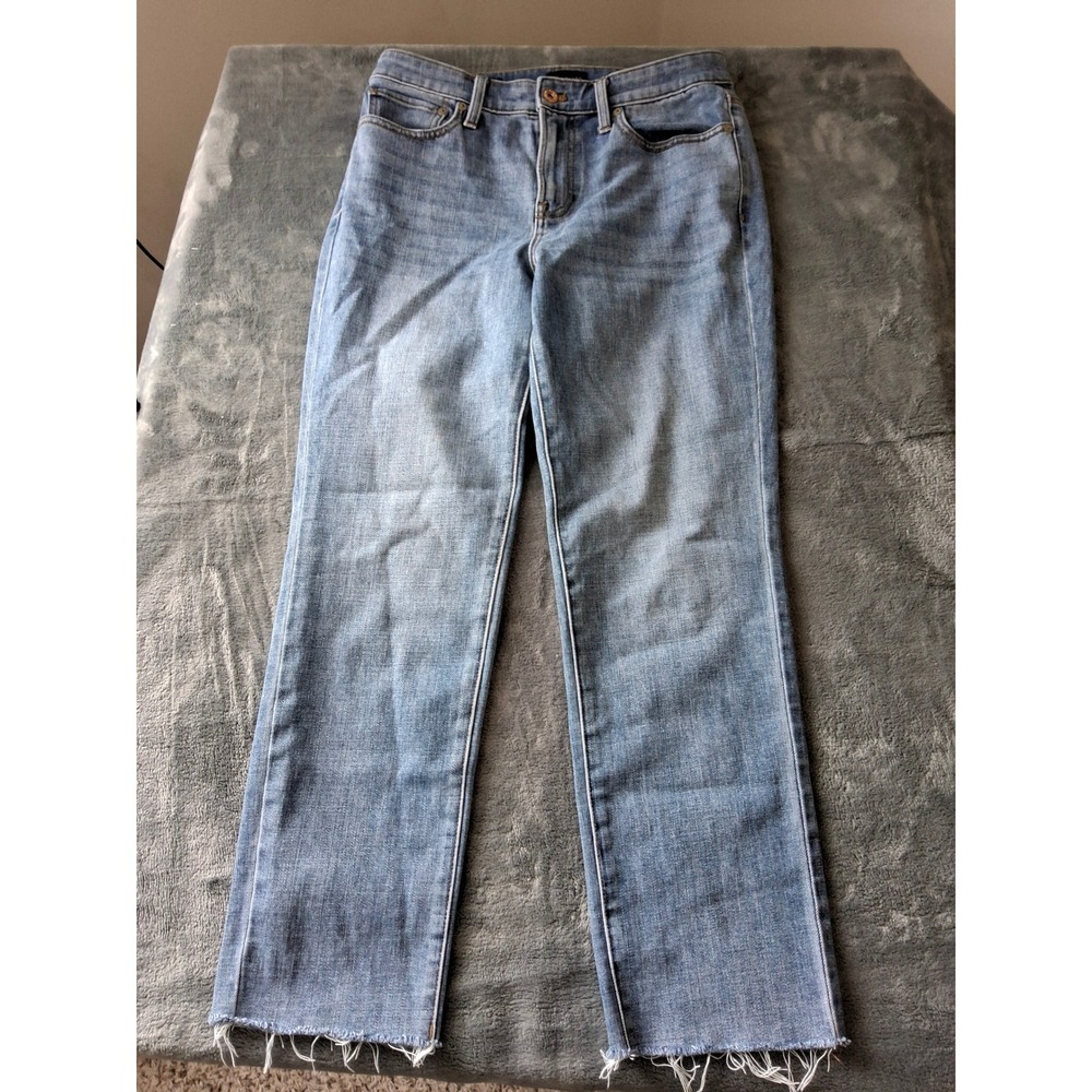Talbots Modern Ankle Jeans Womens 4 Light Wash Raw Hem Straight Leg Stretch